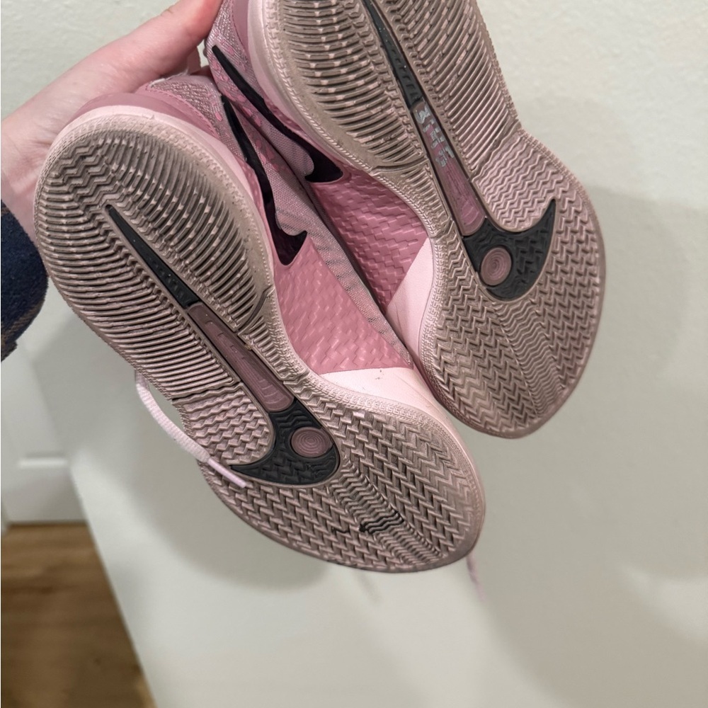Nike Pink Women's Athletic Sneakers with Black Swoosh 5Y - Picture 5 of 6